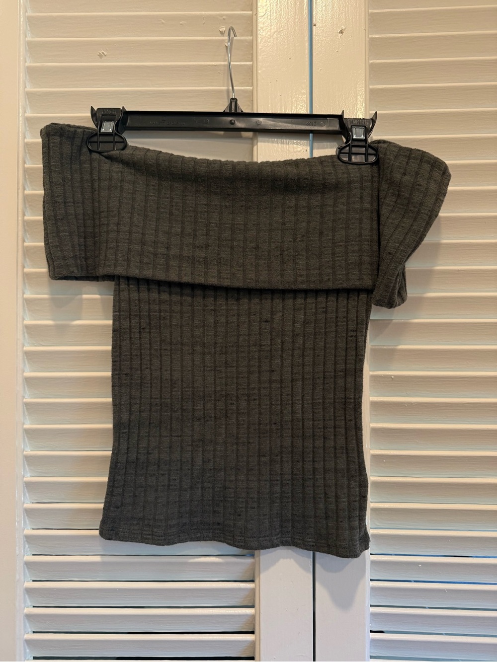 Express Off-Shoulder Ribbed Knit Sweater Top - green